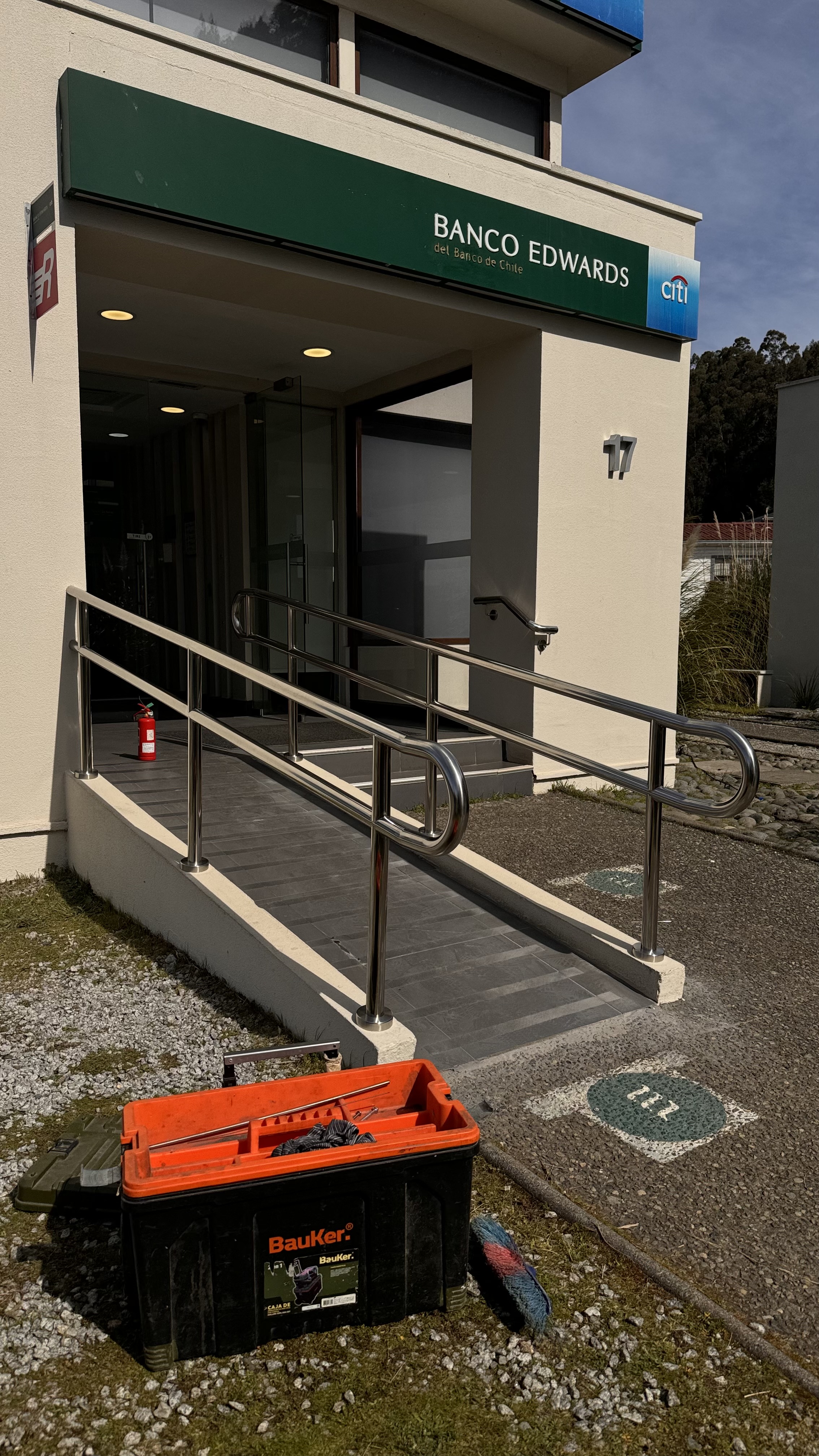 Baranda de acceso universal